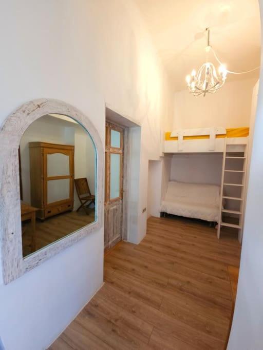 Apartment Urban Oasis Chic *